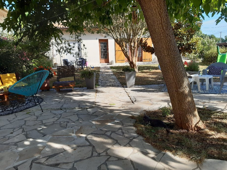 Hotel des Vieux Acacias主图