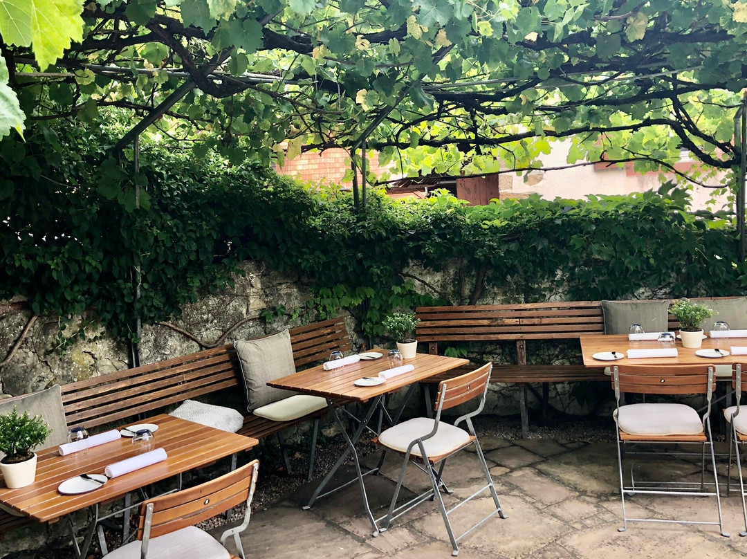 Traube Hotel & Restaurant主图