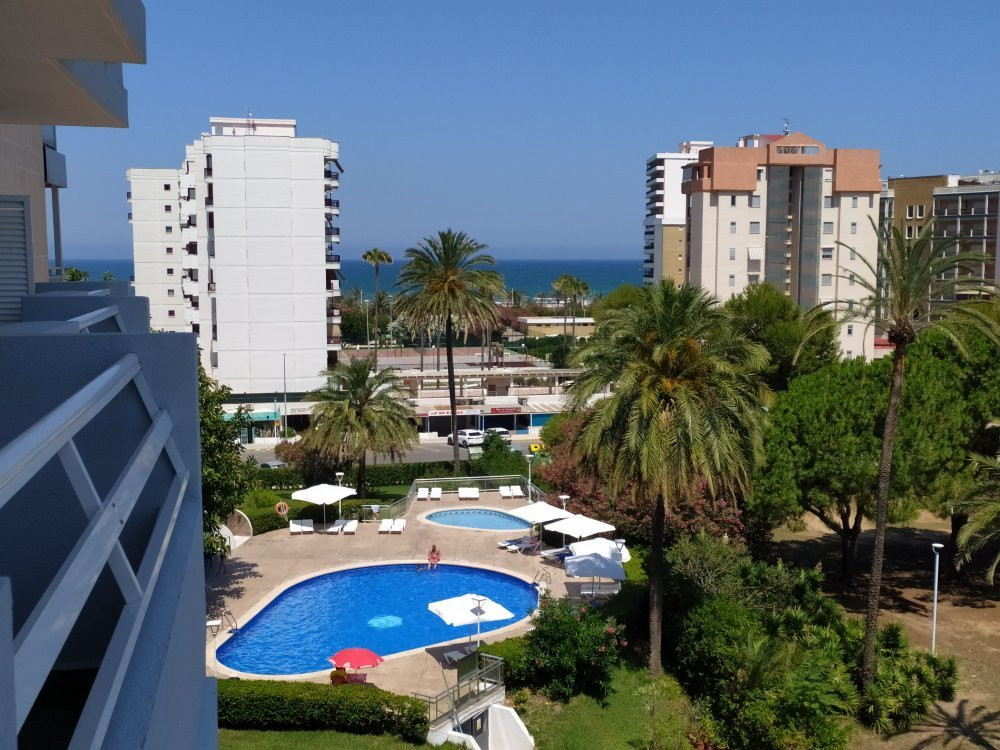 三只锚酒店主图