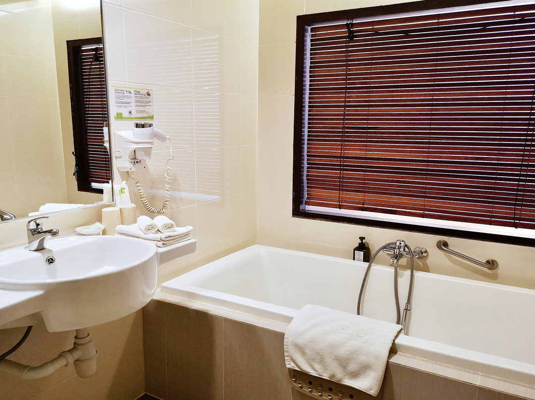 菩提树酒店主图