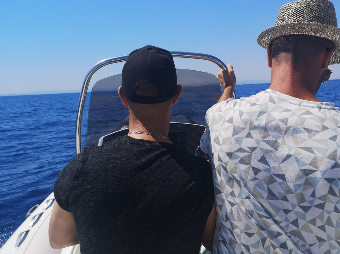 La Boutique Marine-Lecci必去景点