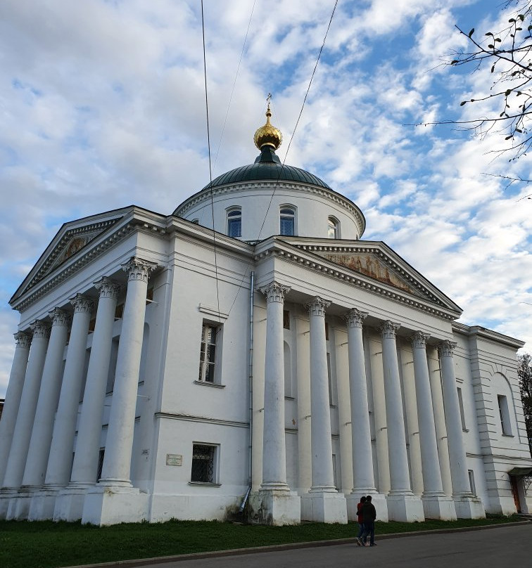 Ilyinsko-Tikhonovsky Church景点图片