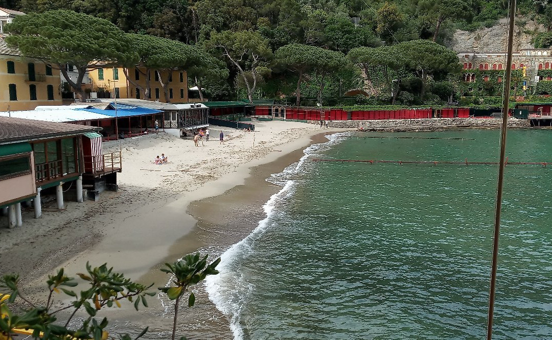 Baia di Paraggi景点图片