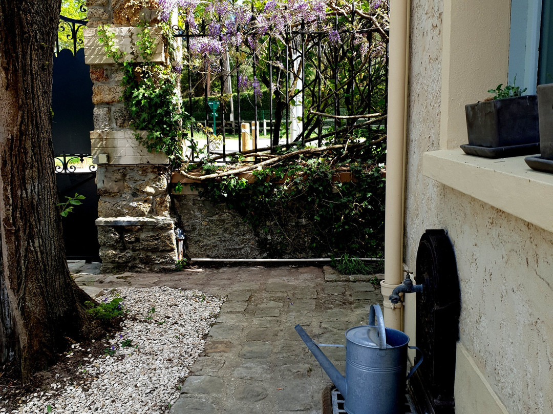 Domaine Les Bruyeres主图