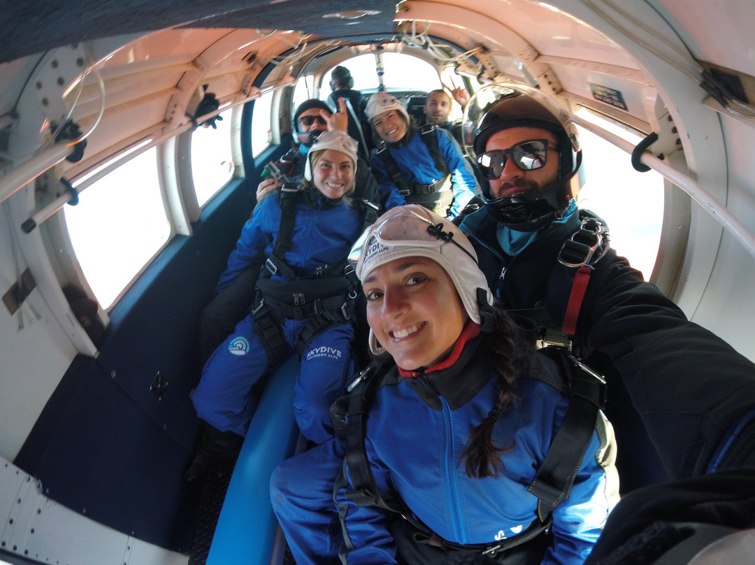 天堂高空跳伞-皇后镇必去景点