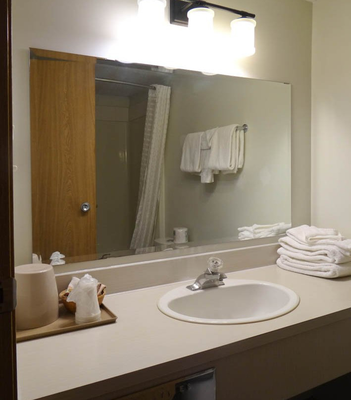 Chalet Continental Motel主图