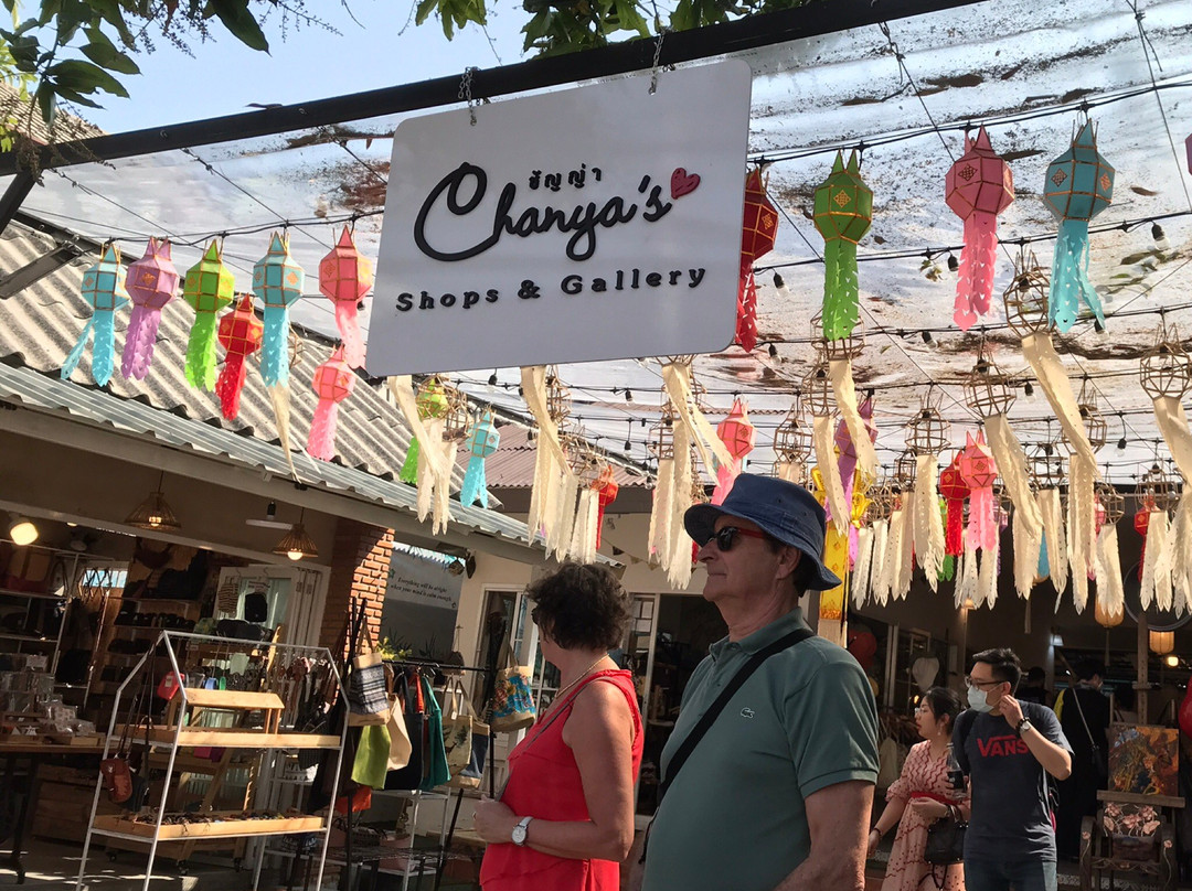 Chanya’s Shops & Gallery-Si Phum必去景点