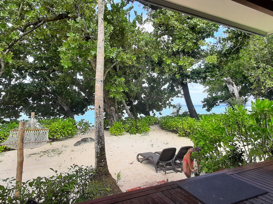 塞舌尔拉布瑞思希尔顿度假村主图