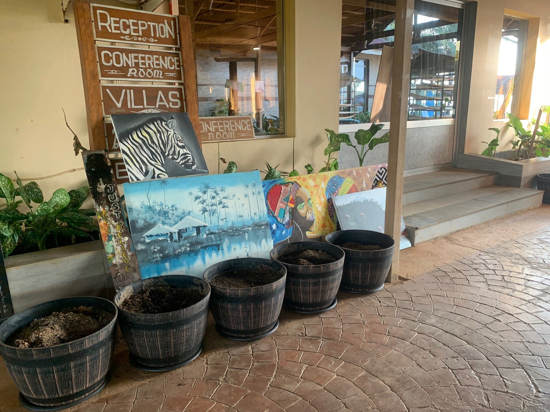 Tropicana Beach & Resort主图