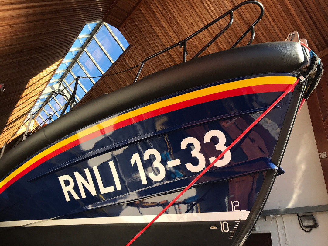 Exmouth Lifeboat Station-埃克斯茅斯必去景点
