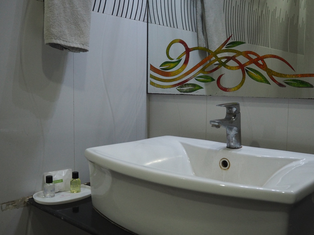 皇家美兰奇酒店主图