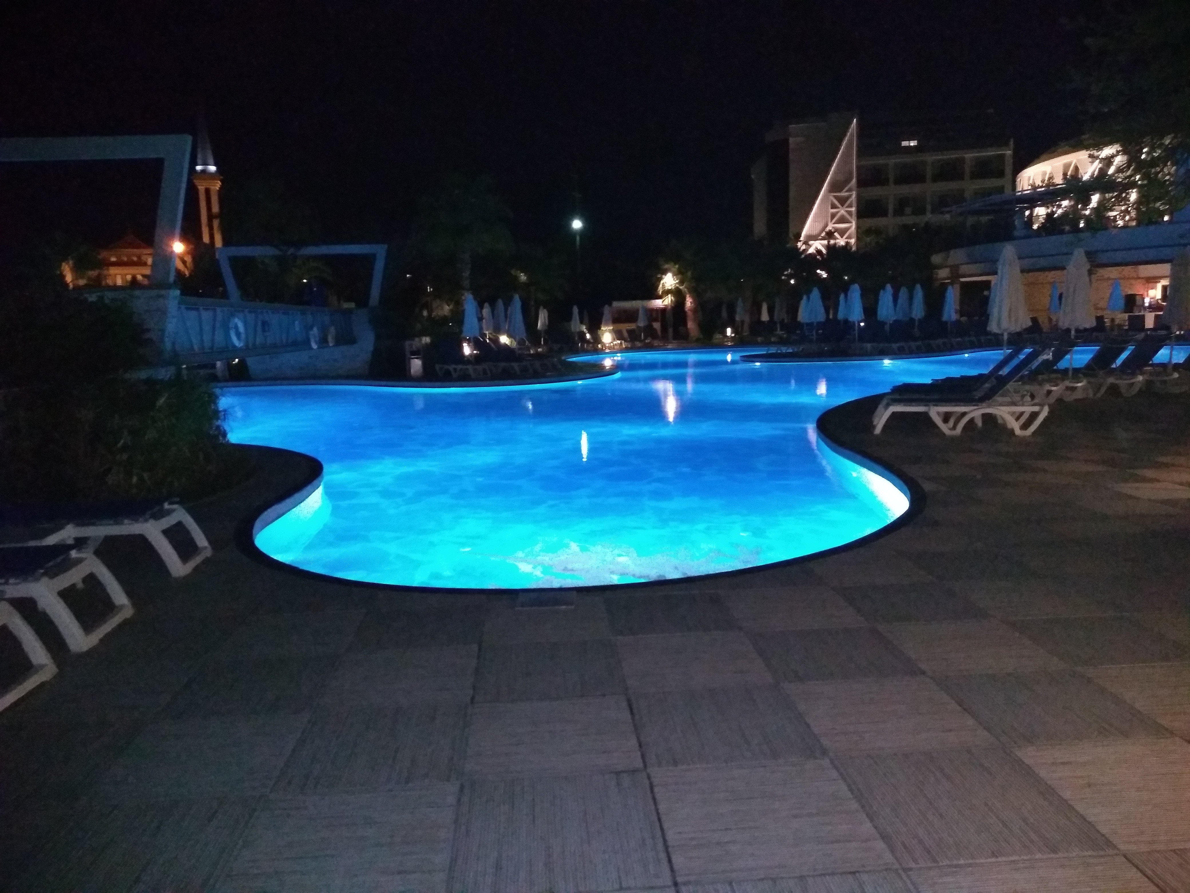 Terrace Elite Resort-泳池
