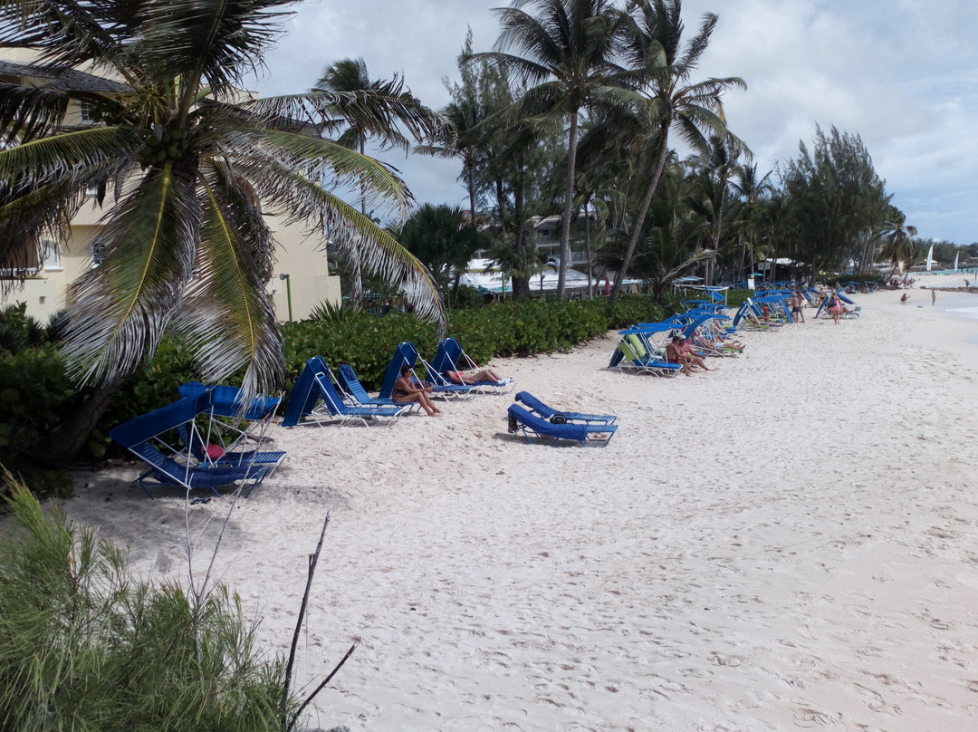 Dover Beach Hotel主图