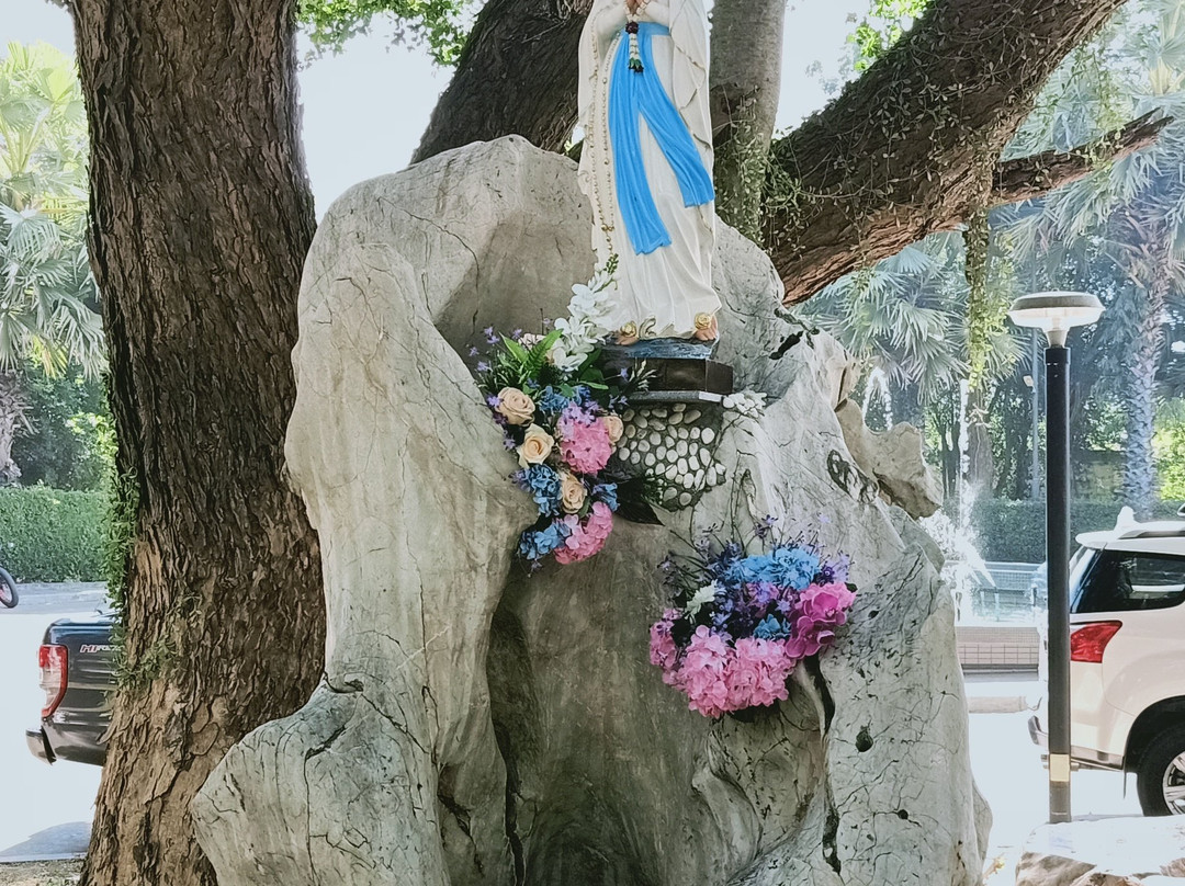 Saint Theresa Catholic Church-华欣必去景点