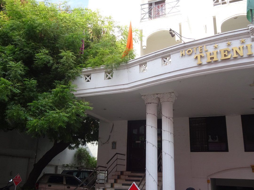 Hotel Theni International主图