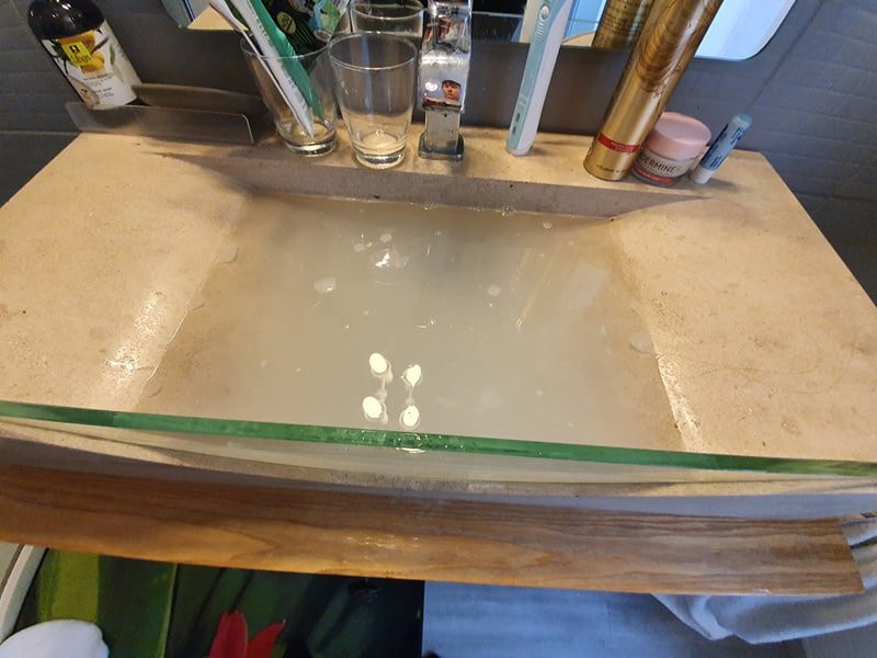 厄拉德酒店主图