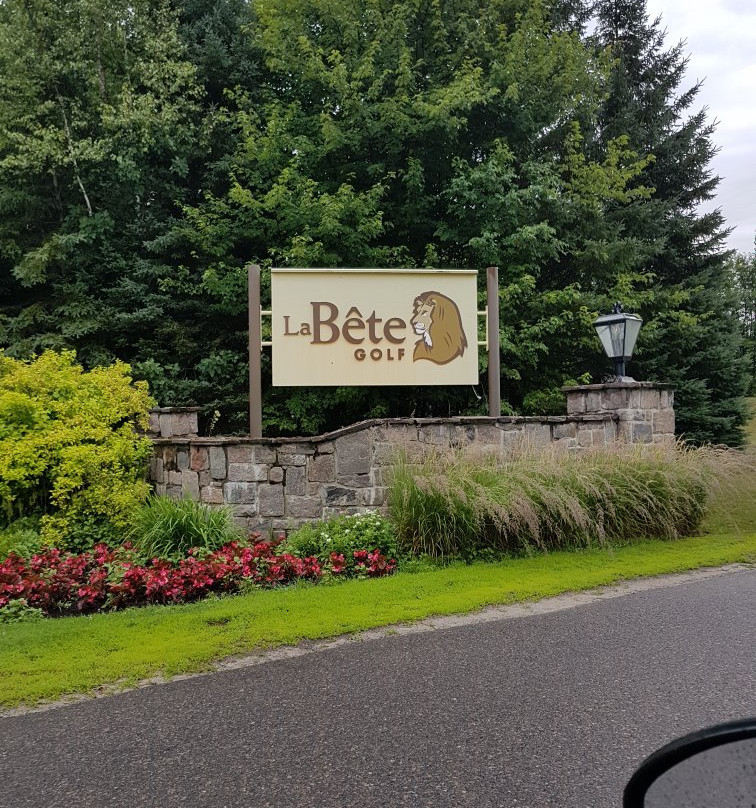 La Bête Golf Course景点图片