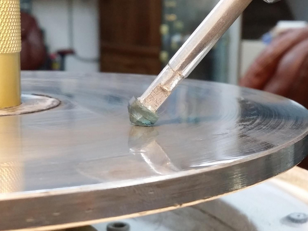 Spokane Bar Sapphire Mine & Gold Fever Rock Shop