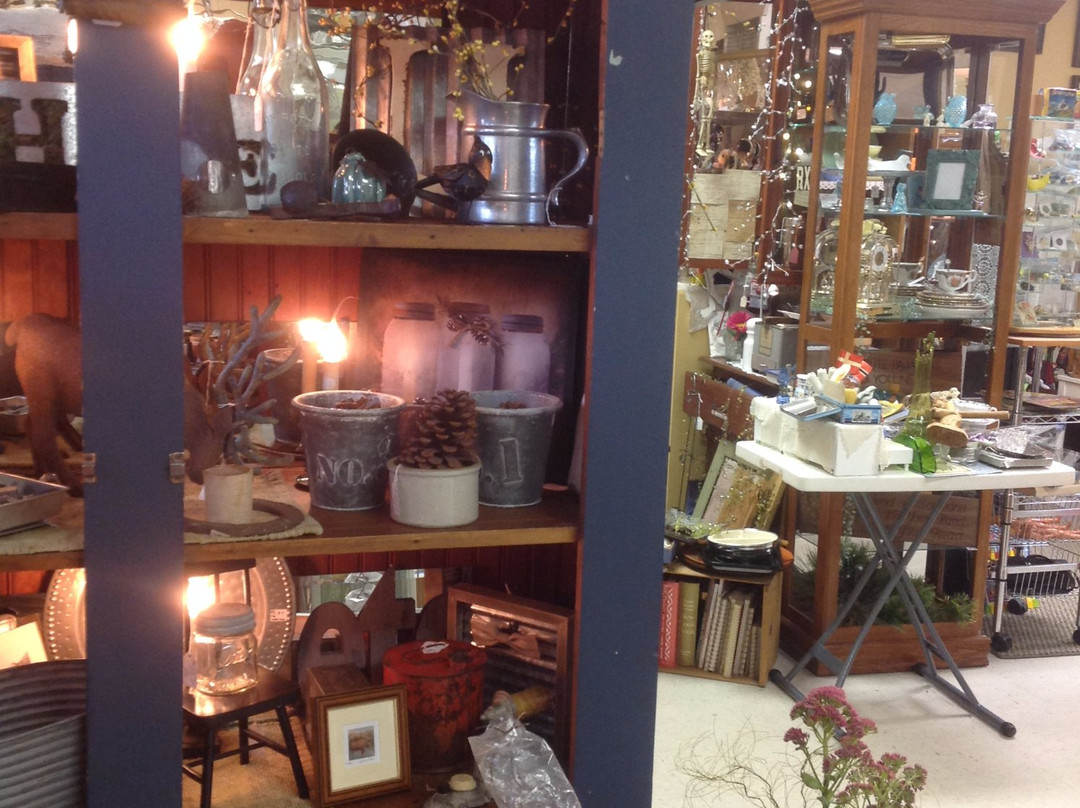 Prarie Mercantile Antiques景点图片