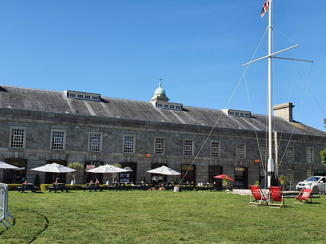 Admiral's House by Maison Pierre主图