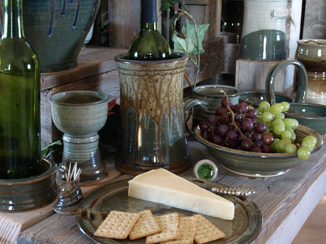 Hill Country Pottery-Comfort必去景点