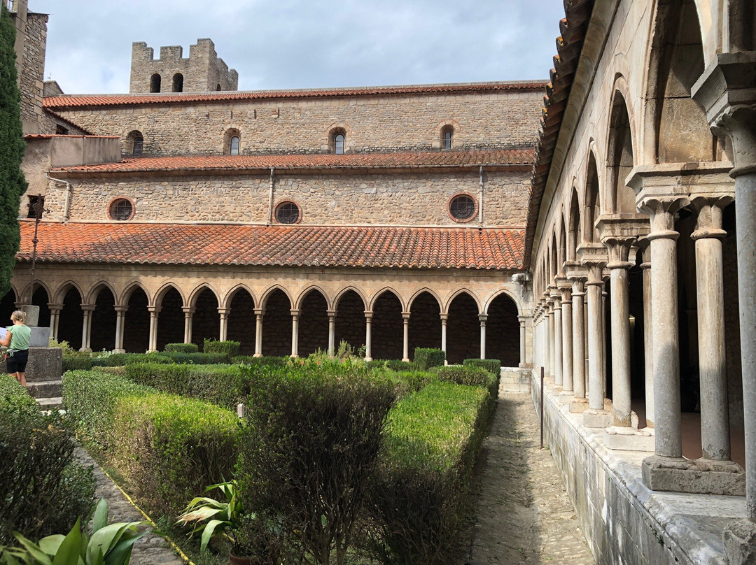 Abbaye Sainte Marie d'Arles sur Tech景点图片