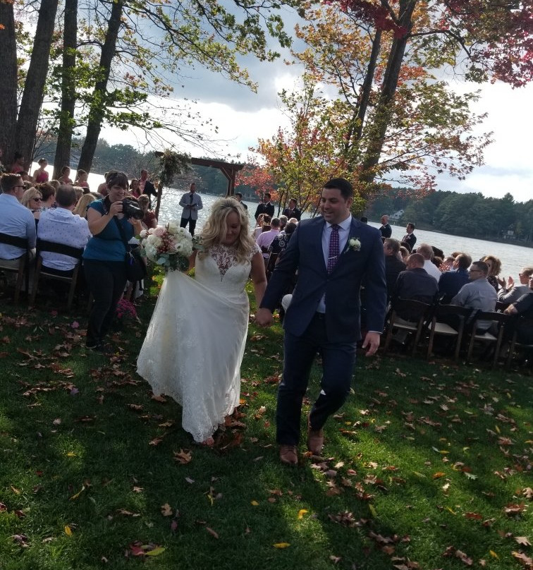 Sojourn Lakeside Resort主图