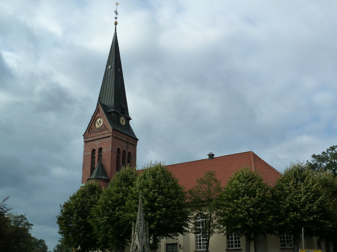 St. Dionysius Kirche景点图片