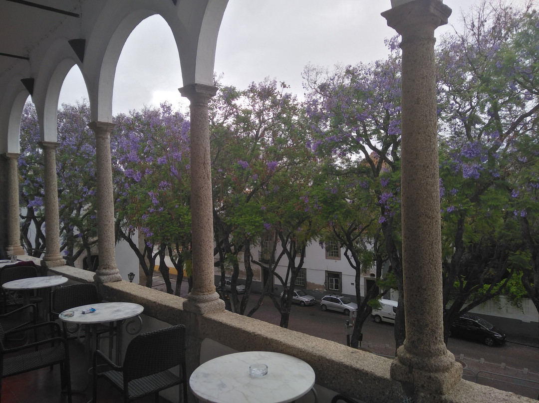 索拉蒙发林姆酒店主图