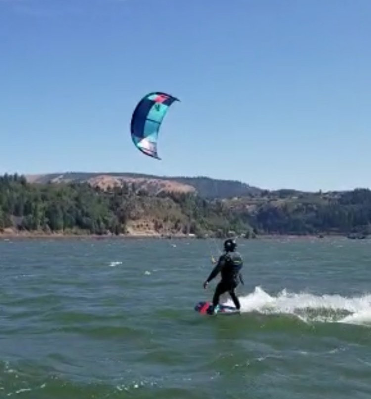 Cascade Kiteboarding-胡德里弗必去景点