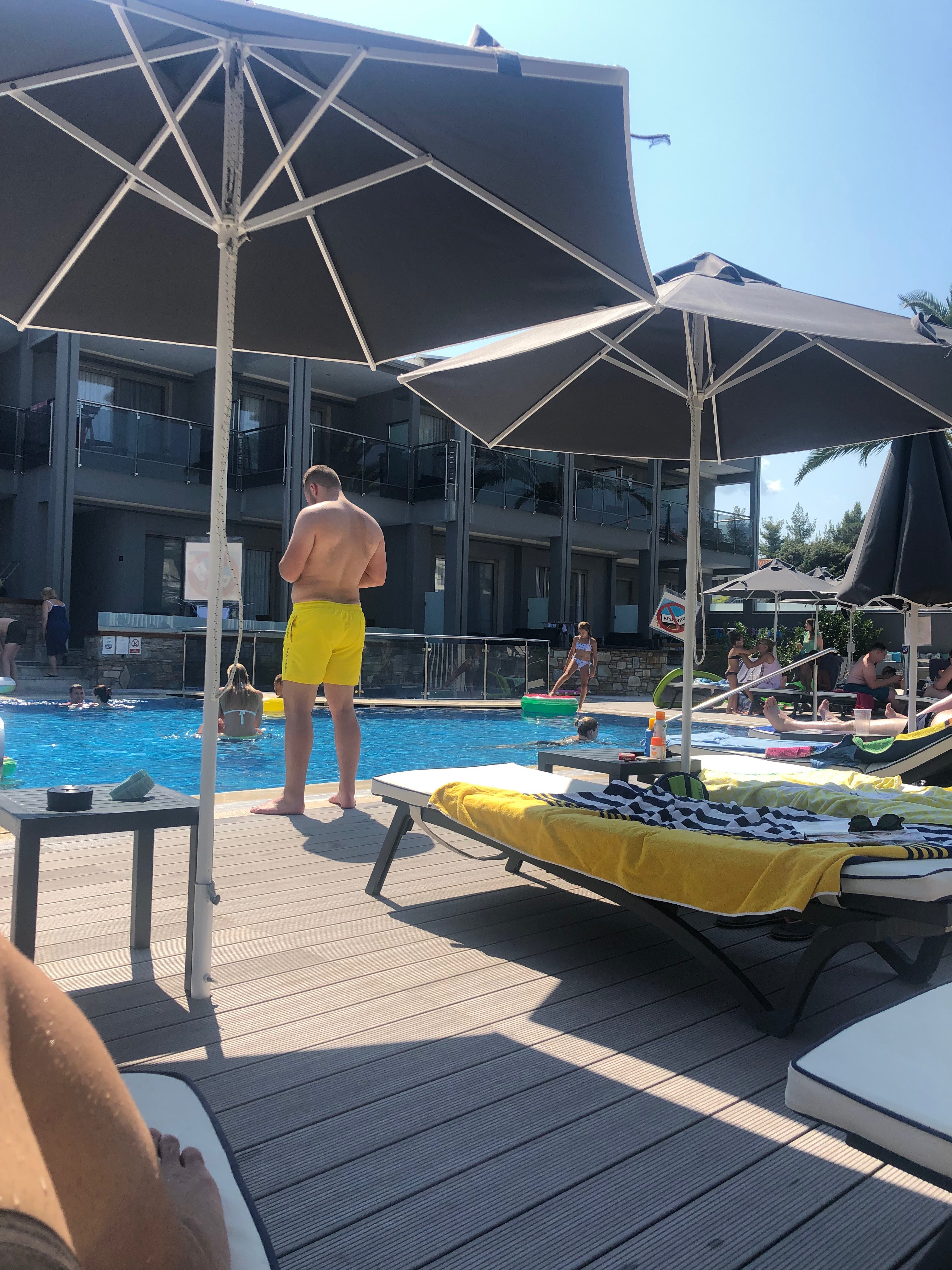Dionysos Hotel & Suites-泳池