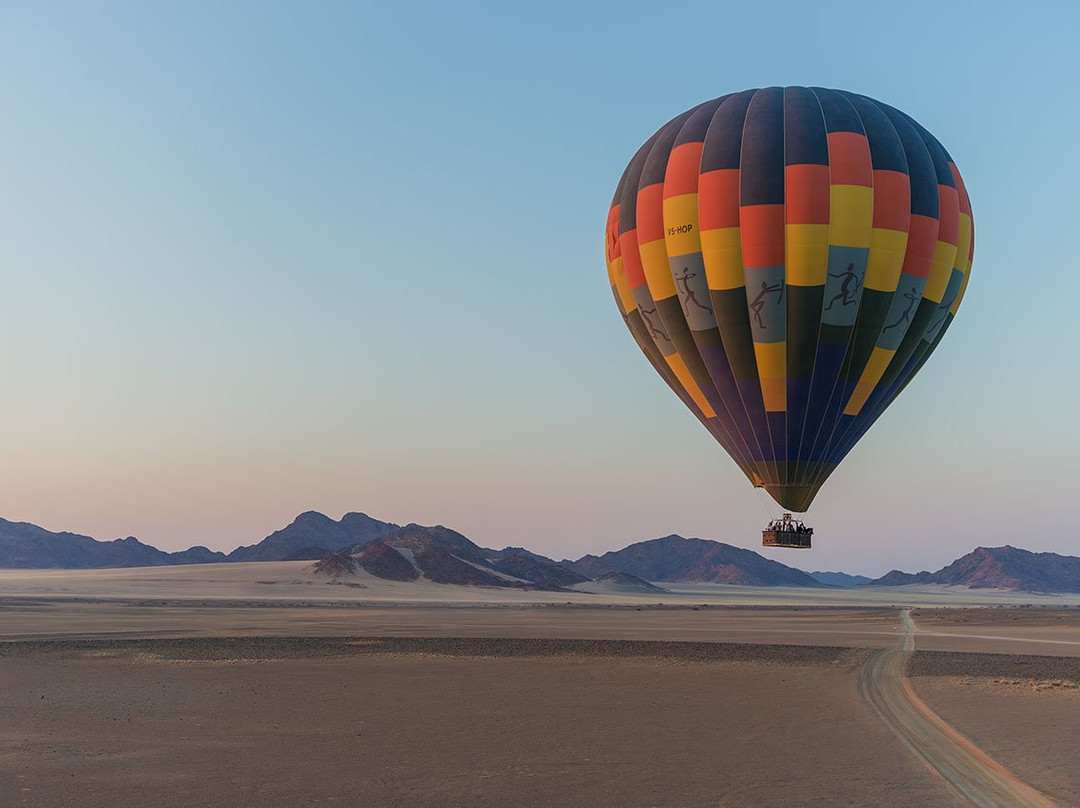 Sossusvlei Lodge Hot Air Balloon Flights景点图片