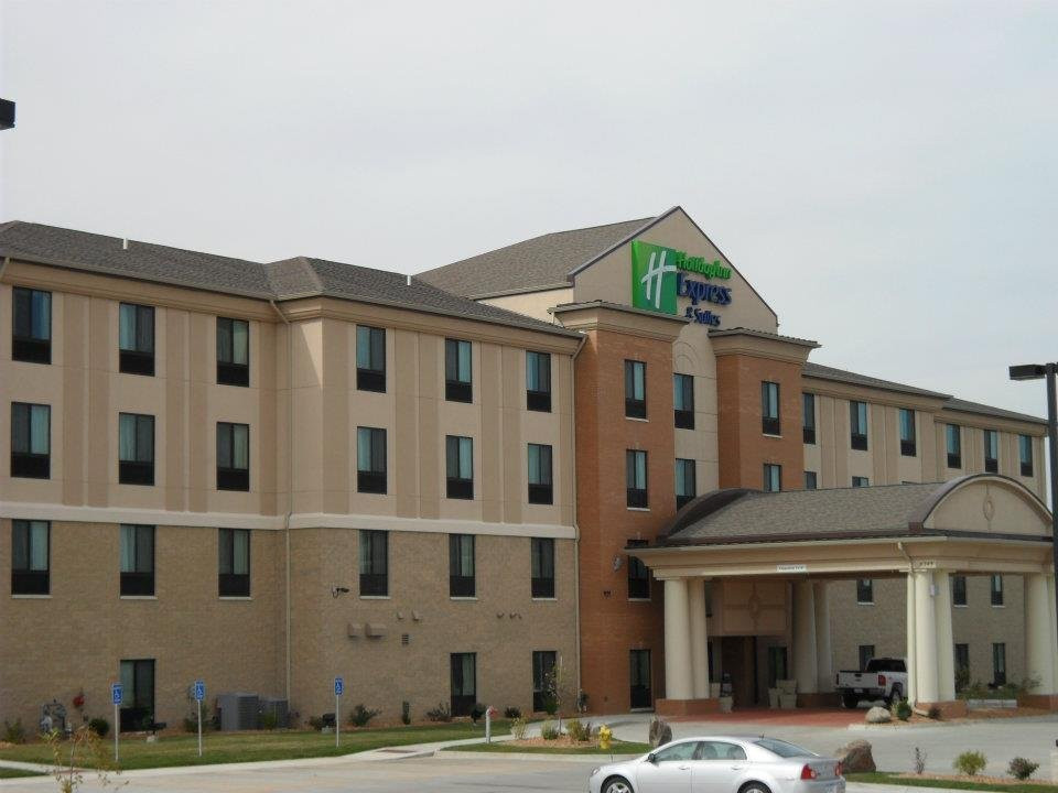 Holiday Inn Express & Suites Urbandale Des Moines By IHG主图