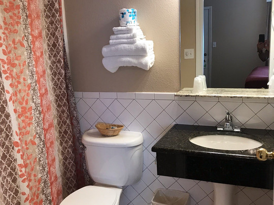 Balanced Rock Inn主图