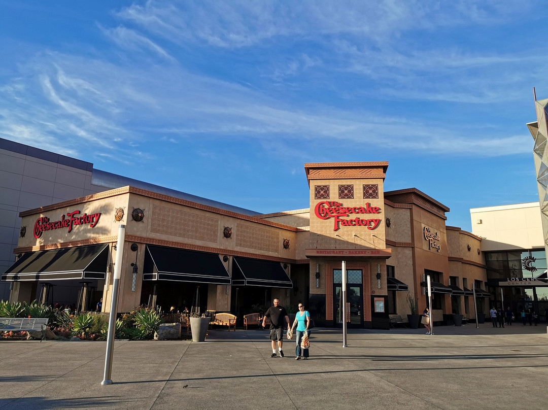 Los Cerritos Center-喜瑞都必去景点