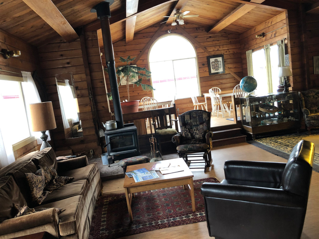 Alert Bay Lodge主图