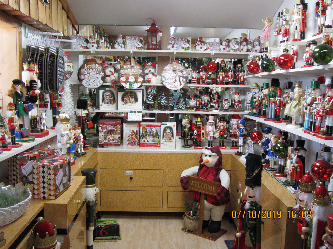 Christmas Village Store-拉皮德城必去景点