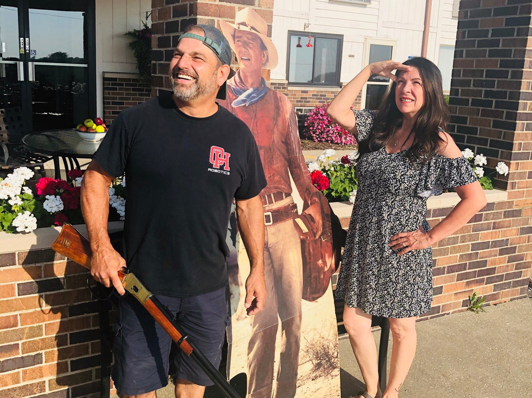 Covered Bridge Inn主图