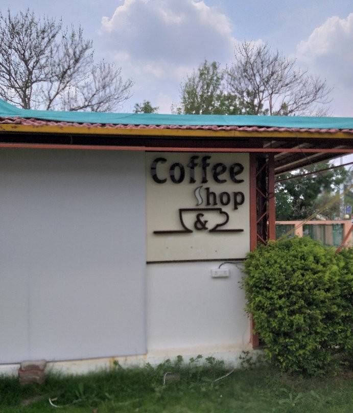 The Crescent Resort & Club主图