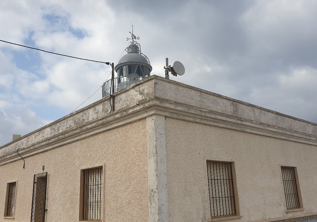 Faro de Portman景点图片