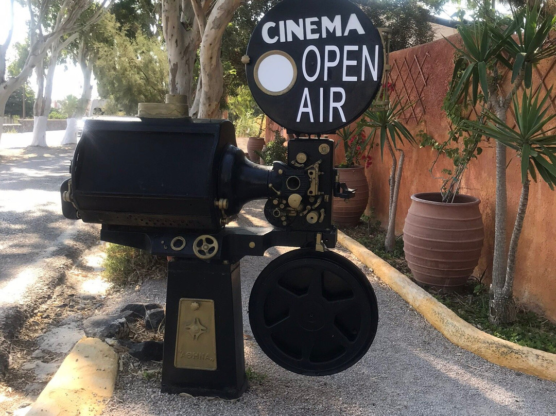 Open Air Cinema Kamari景点图片