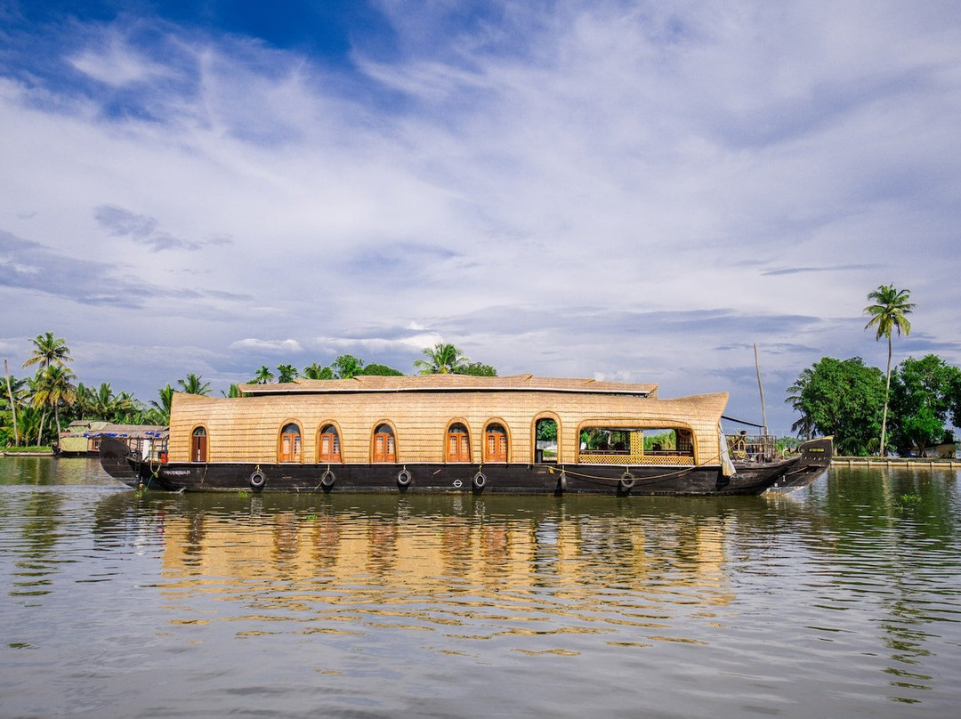 OYO 24271 Houseboat My Trip 2bhk主图