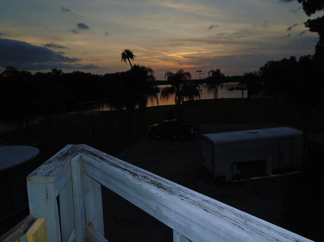 The Port Hotel and Marina主图