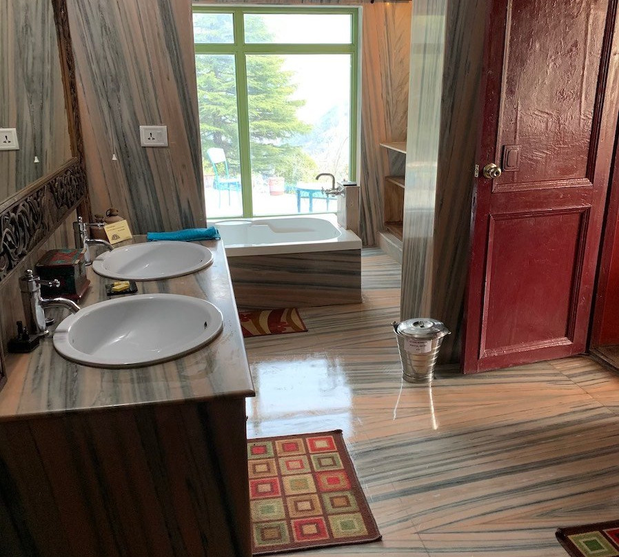 Hotel Eagles Nest主图