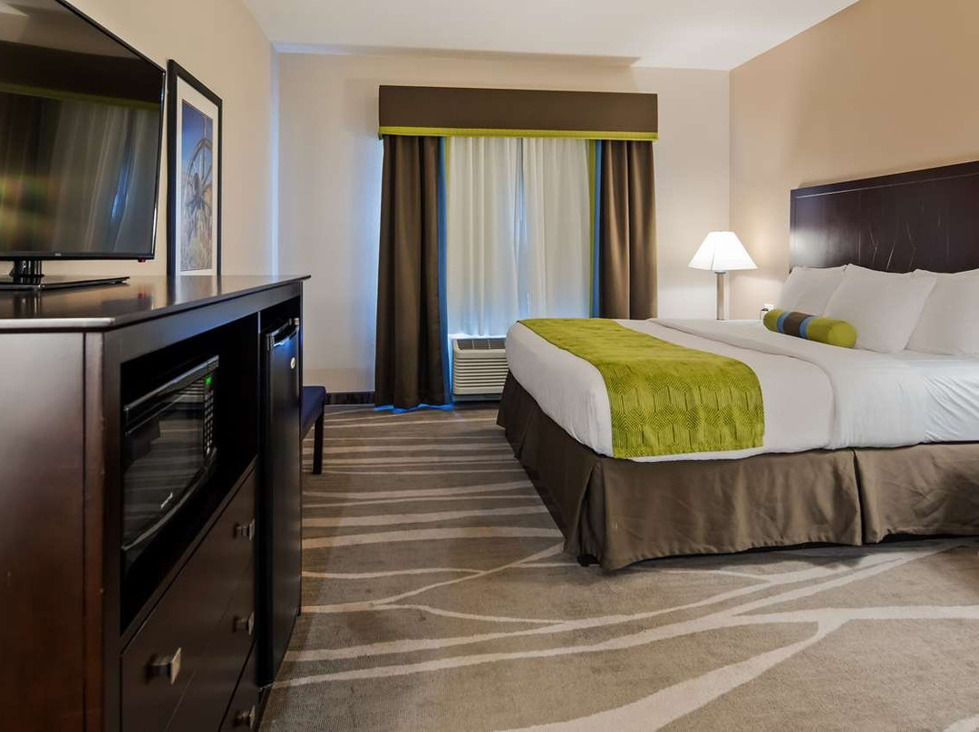 Best Western Plus Denver City Hotel & Suites主图