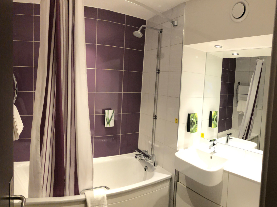 Premier Inn Perth City Centre Hotel主图