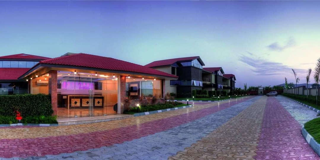 Khan's Resort & Gufha Restaurant主图