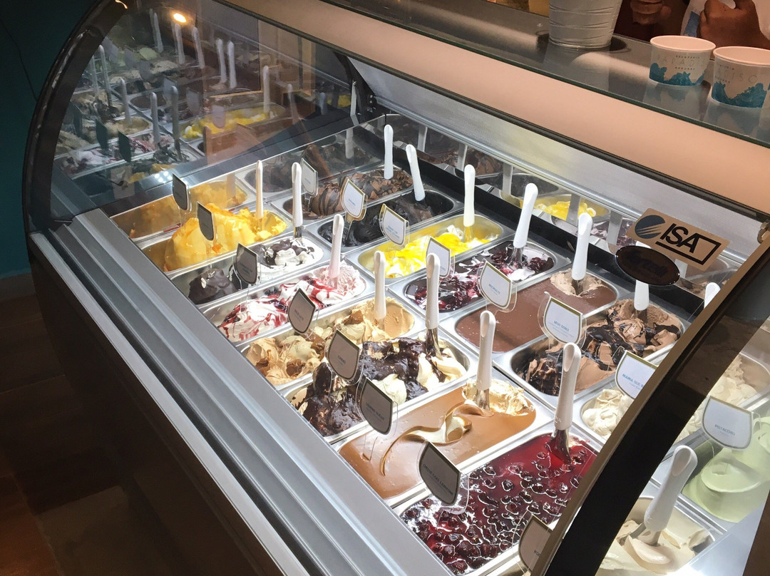 费尔南多-迪诺罗尼亚群岛餐馆和美食-Gelato paradiso