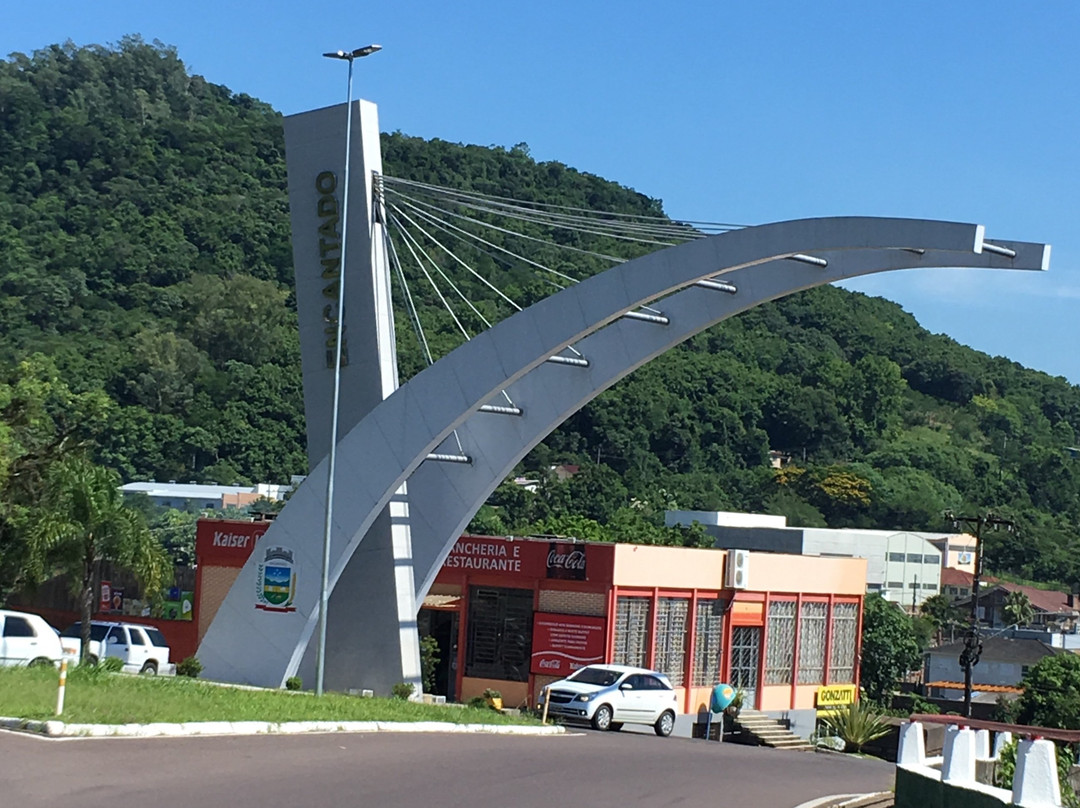 Encantado旅游景点-Portico de Encantado