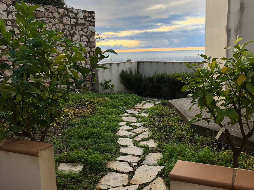 瓜达卢佩别墅酒店主图